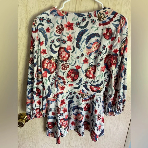 Sachin & Babi Multi Bloom Wrap Blouse Floral Sz 6 - Picture 12 of 13